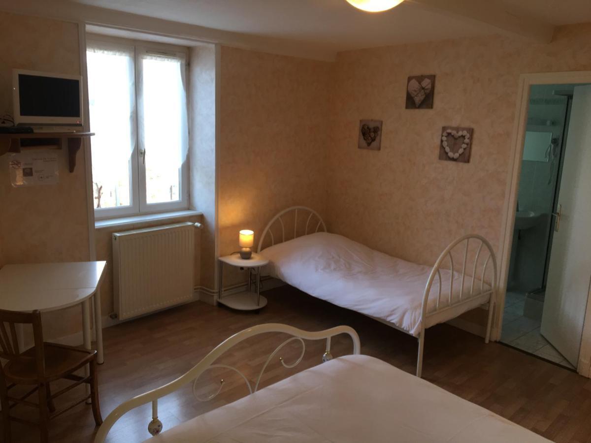 Auberge Des Petits Hotel Saint-Igny-de-Vers Bagian luar foto